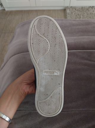 Zapatillas Puma blancas y negras