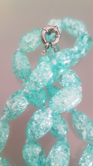 Collar de Perlas de Vidrio Crackle Azul