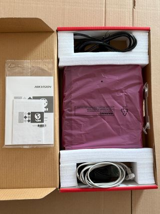 Hikvision DS-7604NI-K1/4P(B) NVR