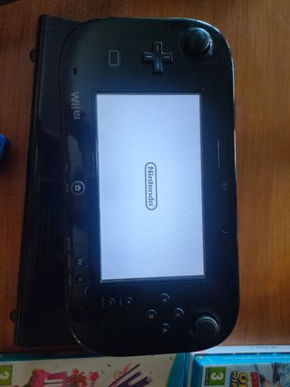 Wii U 32 GB+ 13 juegos +guitarra guitar Hero 