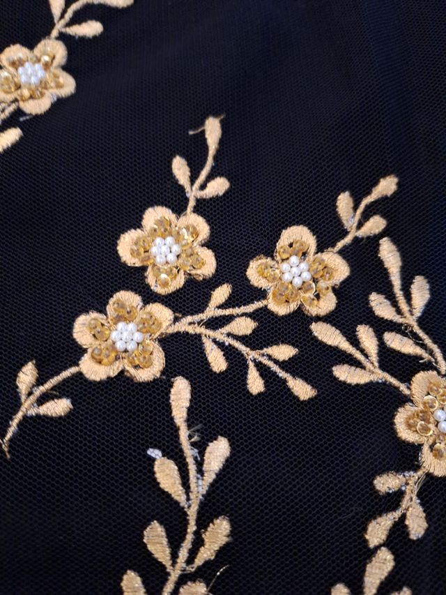 Delantal  y Mantilla Alicantina