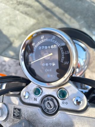 Suzuki Marauder 250cc - Moto