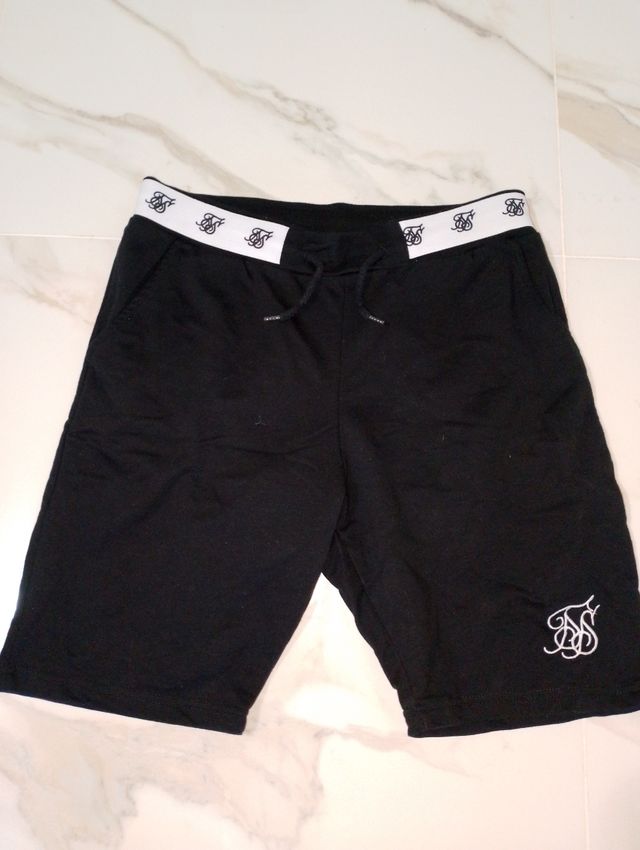 Shorts deportivos negros