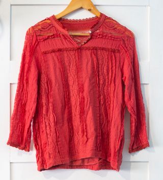 Blusa roja encaje Rosalita McGee