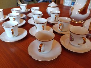Juego café porcelana 12 servicios - dorado