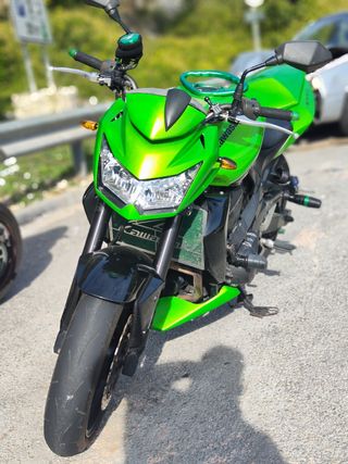 Kawasaki Z 750 - Moto Verde