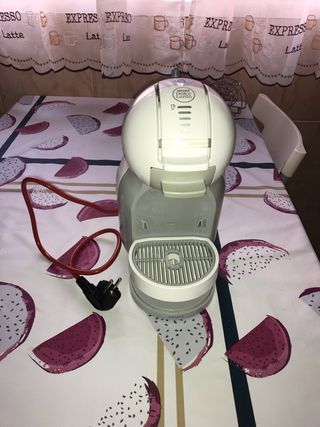 Cafetera Krups Dolce Gusto modelo k120