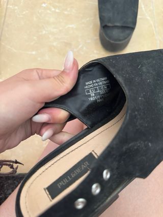 Sandalias plataforma Pull&Bear negras