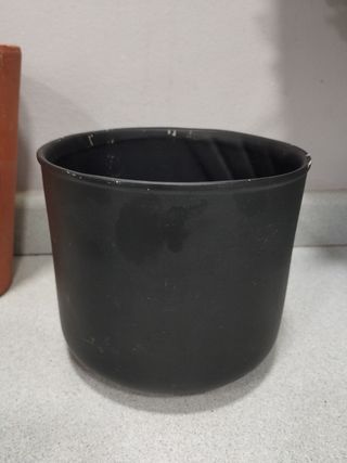 6 Maceteros: Cerámica, plástico, terracota