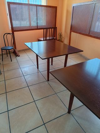 Mesas madera marrón - Bar/Restaurante