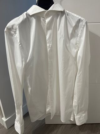 Camisa blanca traje hombre
