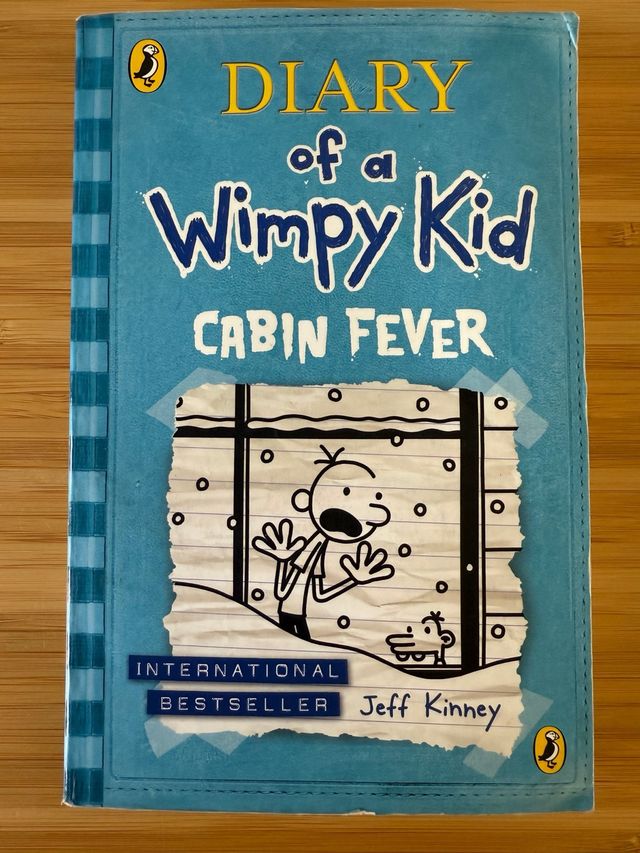 Cabin Fever (Diary of a Wimpy Kid book 6)
