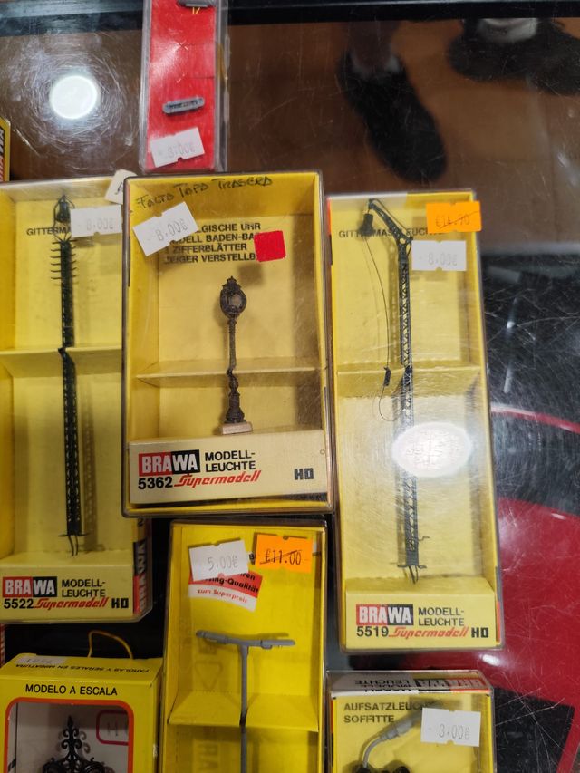 Farolas a escala H0 - Iluminación tren