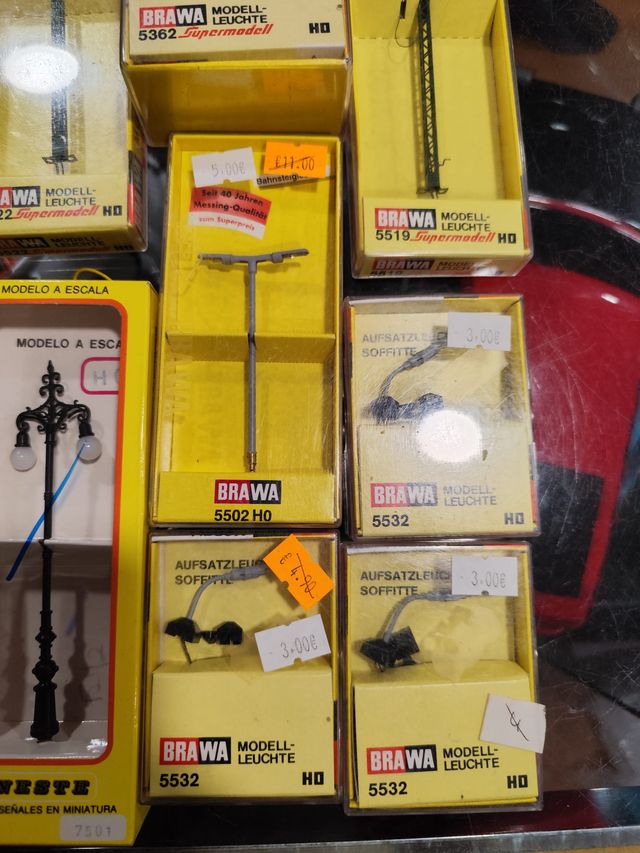 Farolas a escala H0 - Iluminación tren