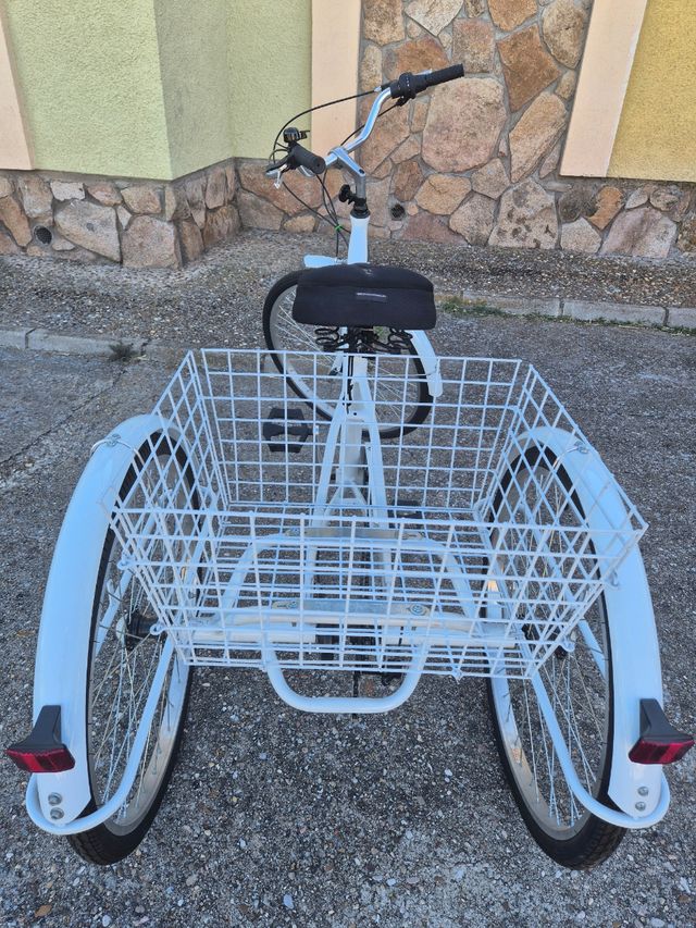 Bicicleta triciclo Ridgeyard blanca COMO NUEVA