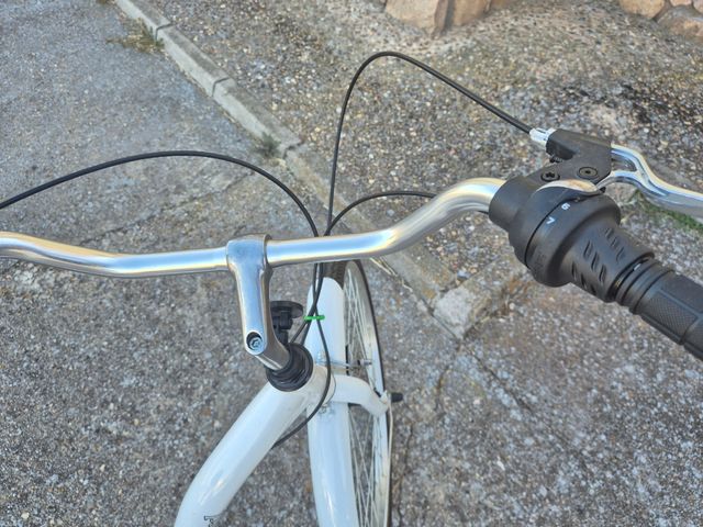 Bicicleta triciclo Ridgeyard blanca COMO NUEVA