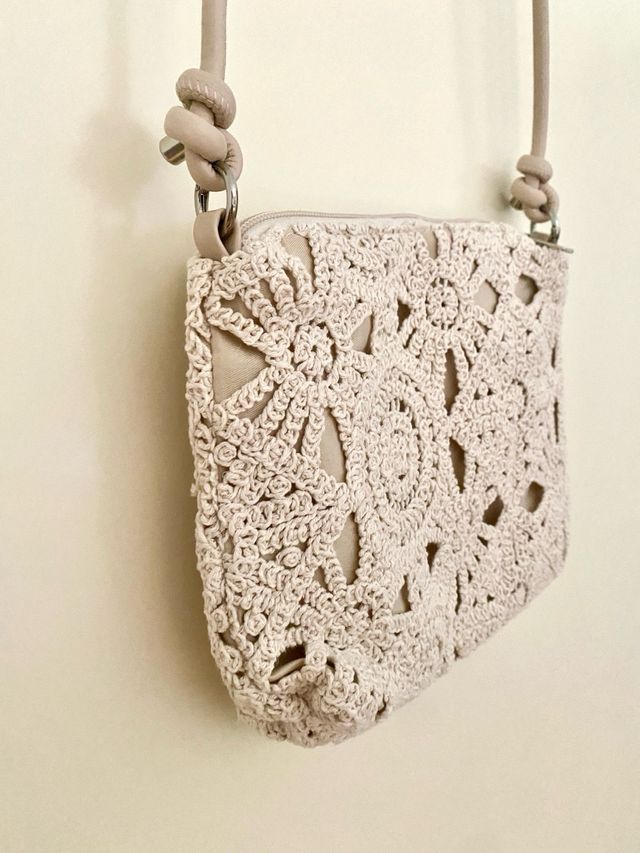 Bolso crochet beige - bandolera