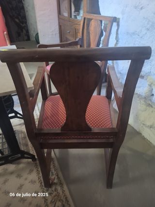 2 Sillones antiguos de madera