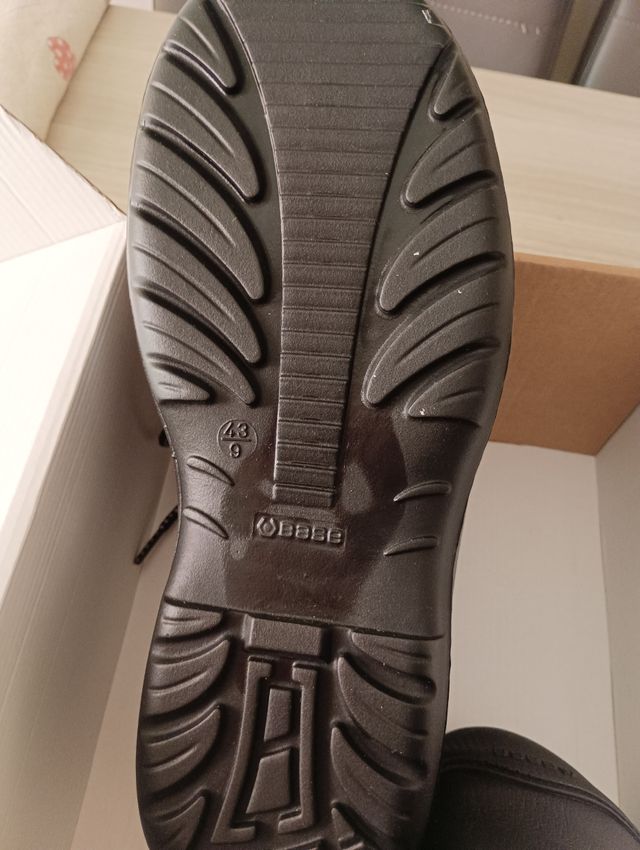 Scarpe antinfortunistiche Base- S3 SRC