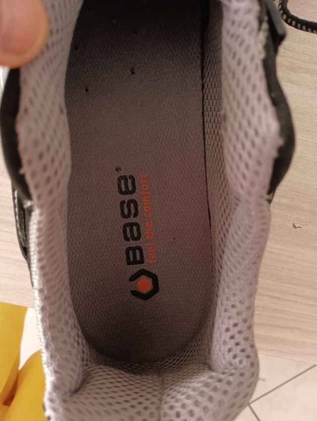 Scarpe antinfortunistiche Base- S3 SRC