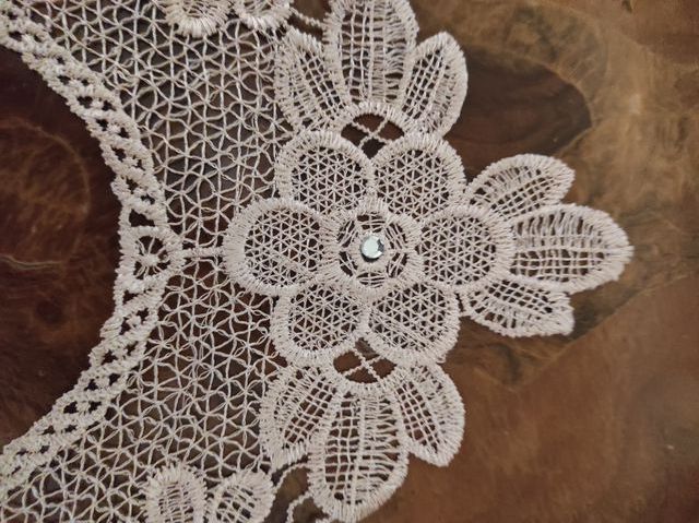 Collo pizzo beige vintage