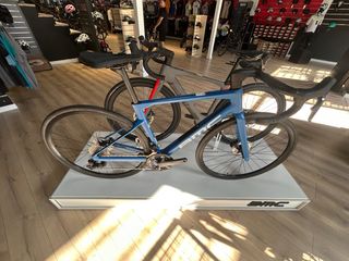 BMC Roadmachine Two Bicicleta Carretera