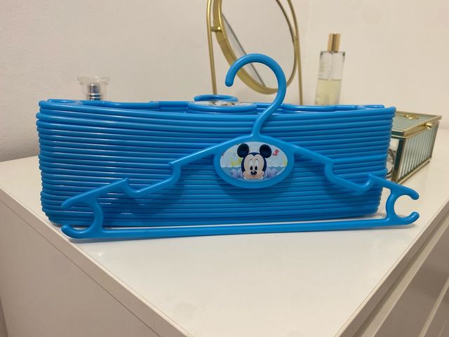 36 Perchas bebé/niño Mickey azul