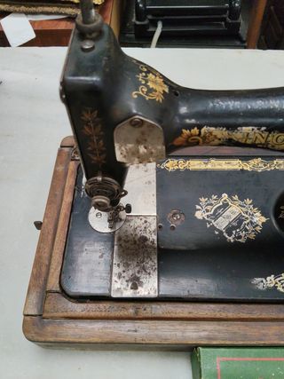 Máquina coser Singer antigua