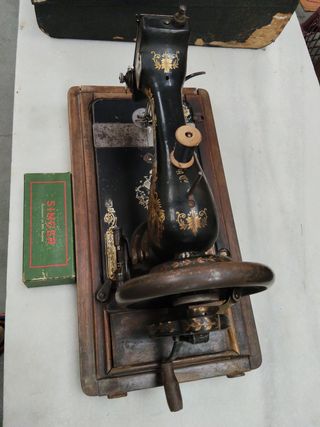 Máquina coser Singer antigua