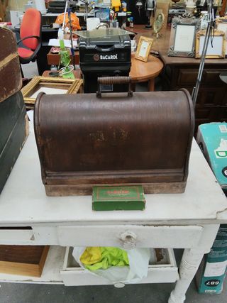 Máquina coser Singer antigua