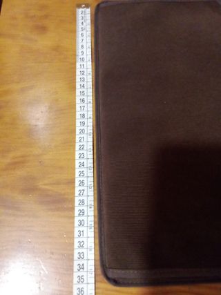 Funda protectora marrón para joyas