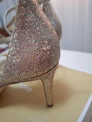 Sandalias Michael Kors doradas