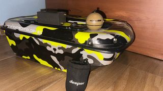 Barco cebador Invader XXL 
