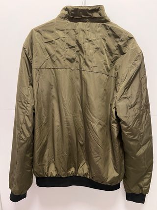 Chaqueta bomber verde oliva