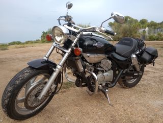 Kymco Venox 250cc - Moto