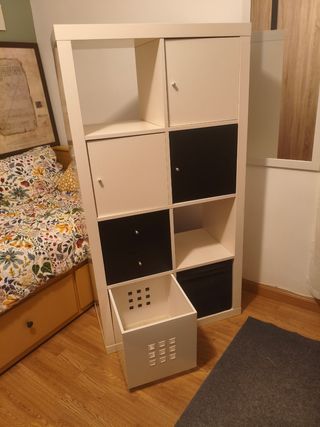 Estantería Kallax Ikea blanco-negro