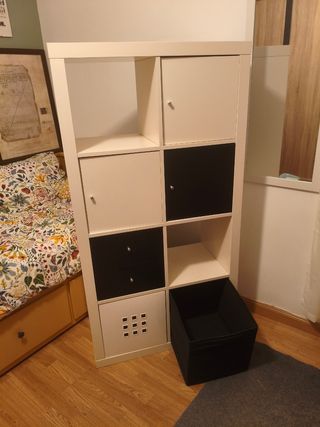 Estantería Kallax Ikea blanco-negro