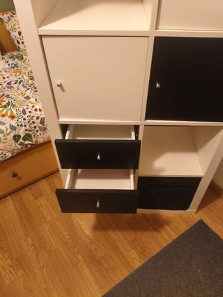 Estantería Kallax Ikea blanco-negro