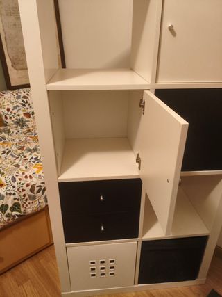 Estantería Kallax Ikea blanco-negro
