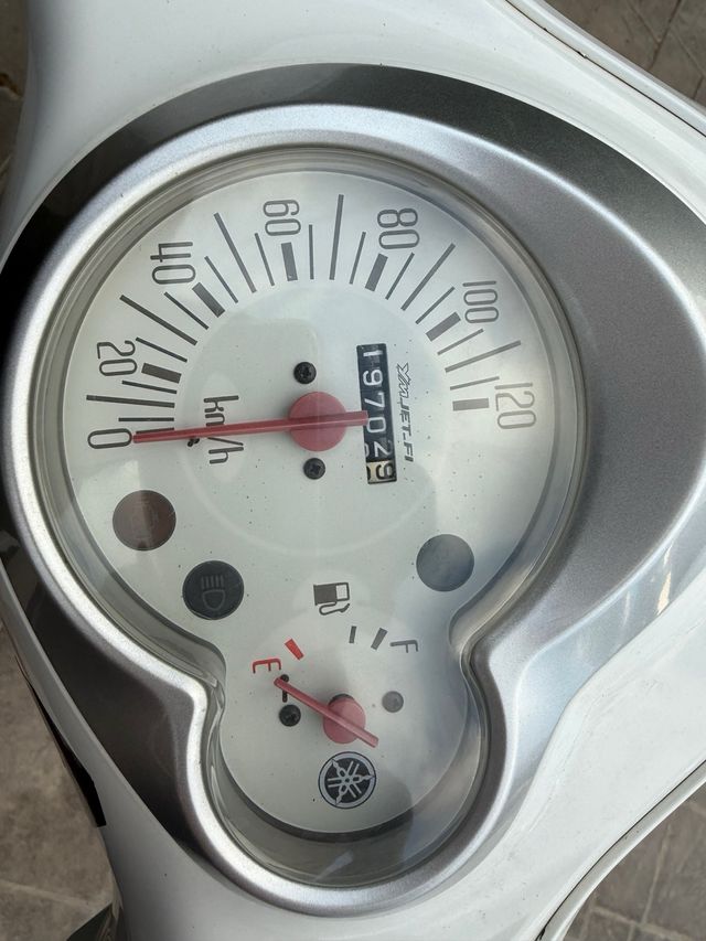 Yamaha D'light 115cc - Scooter blanco