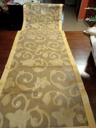  Centrotavola beige-giallo floreale