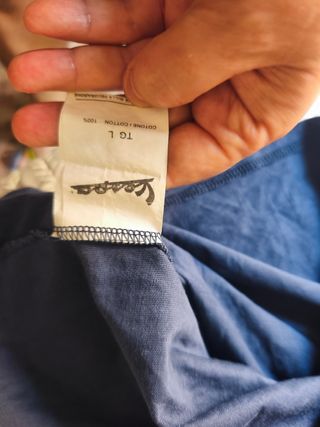Camiseta Vespa azul y rosa