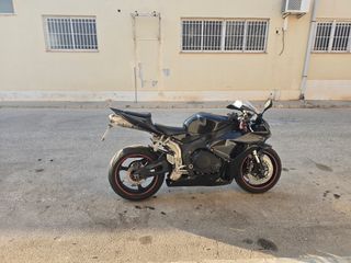 Honda CBR 1000RR 07