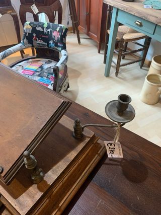 Leggio antico in noce
fine 800