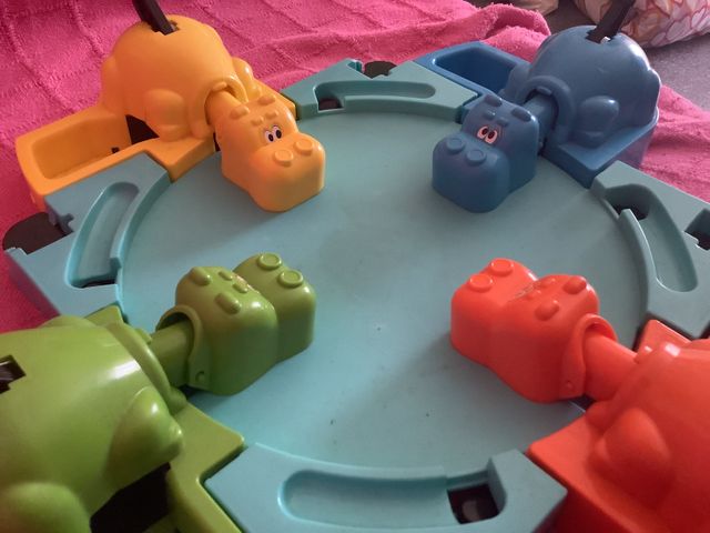 Juego de mesa Hipopótamos traga bolas