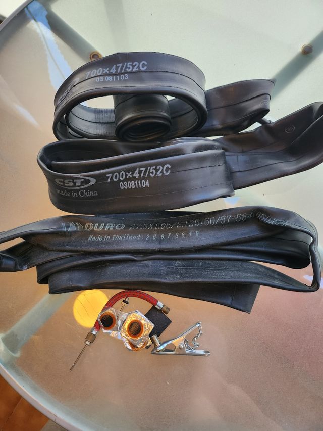 2 Cámaras bici 700x47/52C 1 camara bici 650x50x57B