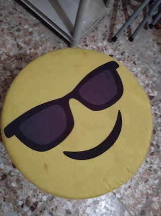 Puff Emoji - Asiento con almacenaje