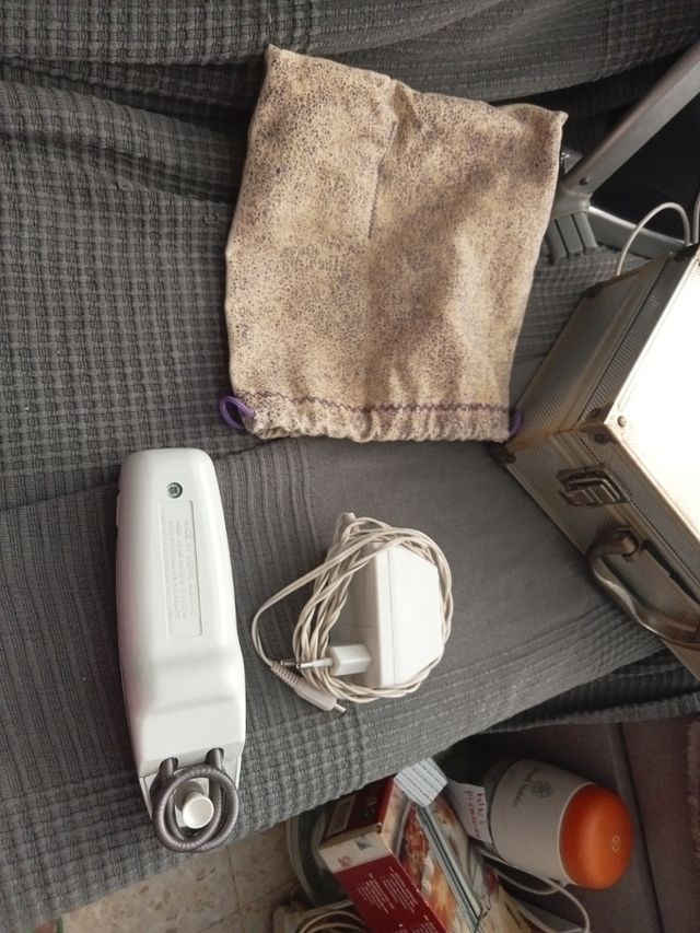 Epilady - Depiladora eléctrica blanca