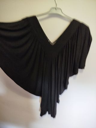 Top negro con lentejuelas