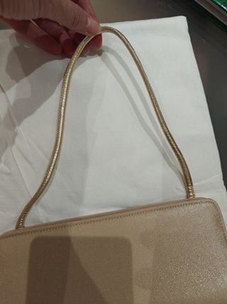 Bolso Essence beige y dorado